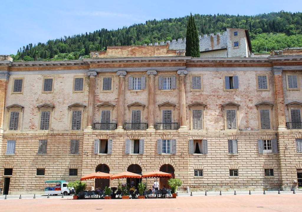 Hotel Tre Ceri Gubbio Exterior foto