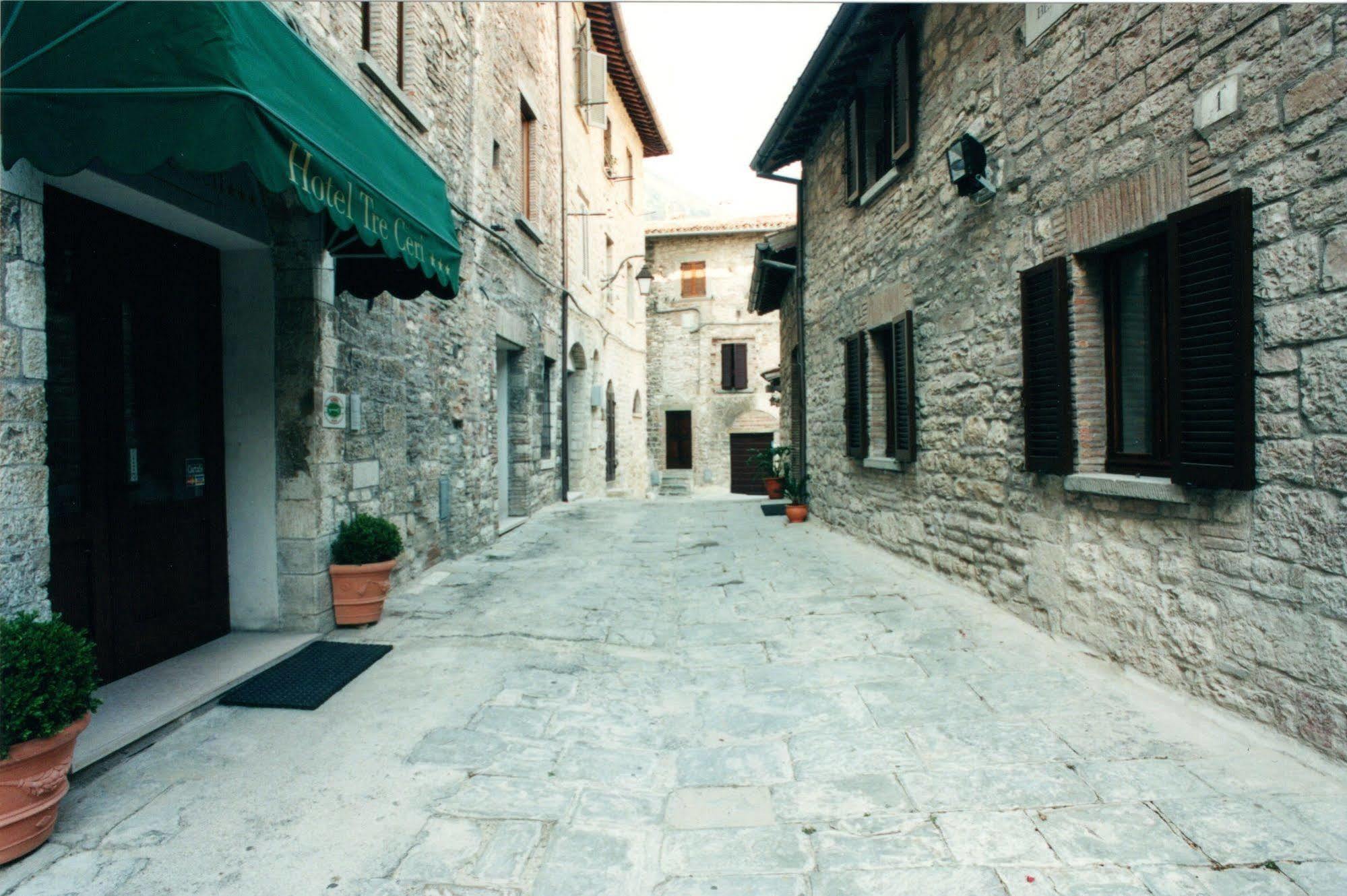 Hotel Tre Ceri Gubbio Exterior foto